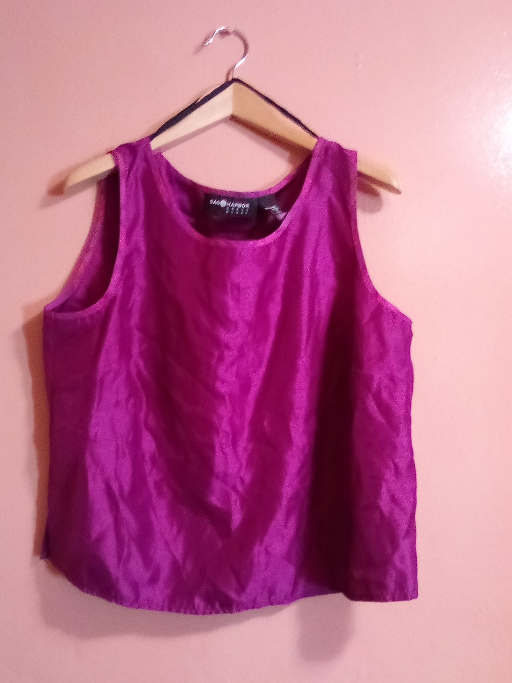 Sag Harbor Sleeveless Tank Top in Magenta ( Bag H )